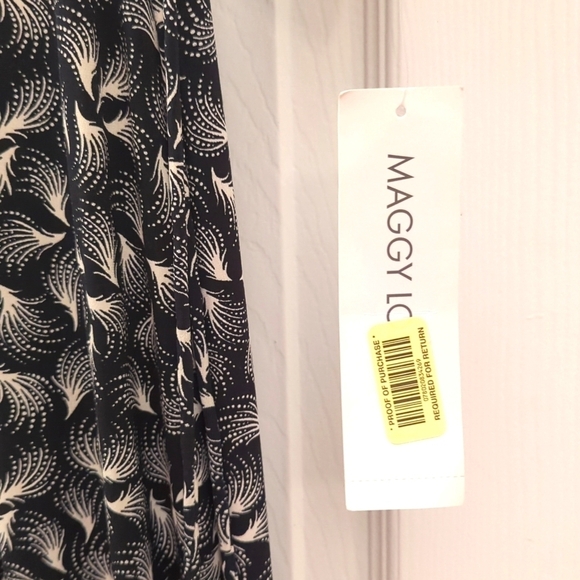 NWT Maggy London Dress 3/4 Sleeve Black and White Size 8 - Picture 3 of 6